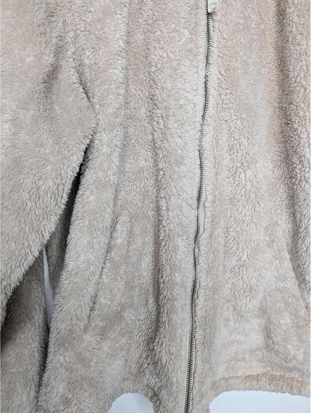Torrid Jacket Womens 3 Beige Sherpa Fleece Full Zip Pockets Lined Cozy - Picture 2 of 6